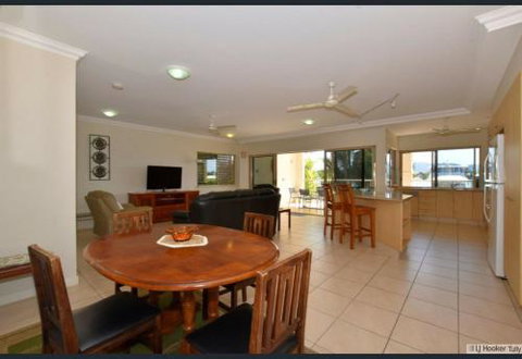 Poinciana Terraces - Accommodation Cairns 3