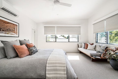 Shore Beats Work - Accommodation Cairns 6