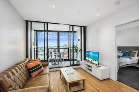 Bribane Chinatown 2bed Apt + Parking Pool Gym Qfv147 8 - Accommodation Cairns 0