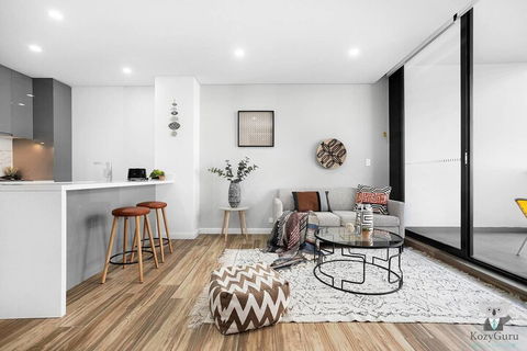 Olympic Park 2bed 2bath+parking Nop002 1 - Accommodation Cairns 6