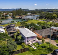 A PERFECT STAY Sunset Beach Riverside - Accommodation Cairns