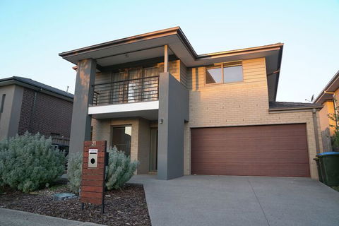 Cozy & Spacious House In Melbourne - Accommodation Cairns 1