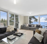 Hidden Bay - 5 BR luxury waterfront - Accommodation Cairns