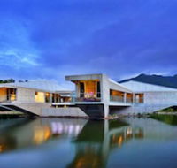 Alkira Award Winning Luxury Holiday Home