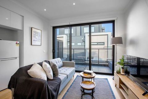 89 Fancy Doncaster Home - Accommodation Cairns 7