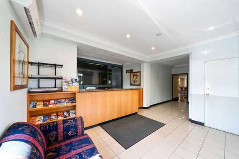 WM Hotel Bankstown - Accommodation Cairns 2