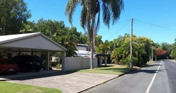 La Casa De Playa - Accommodation Cairns 0