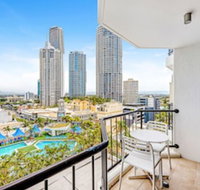 Private apartment in the Heart of Surfers Paradise