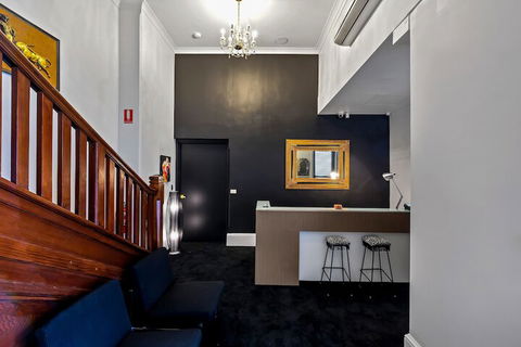 BANK192 - Accommodation Cairns 7