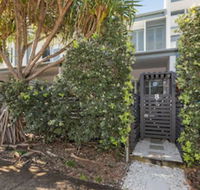 COASTAL CHIC at CASUARINA - Accommodation Cairns