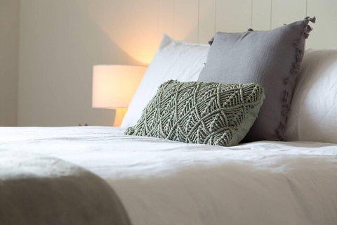 Two Bedroom Gem Short Drive To MONA - Accommodation Cairns 4