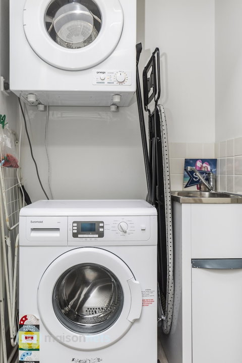 Redfern One Bedroom Apartment With Views - Accommodation Cairns 5