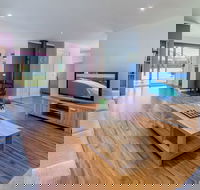 Loch Retreat 550m TO Town - Accommodation Cairns