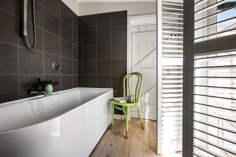 Table Hill Cottage - Accommodation Cairns 5