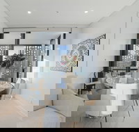 HomeHotel Boutique  Luxurious Apartment Super Clean - Accommodation Cairns