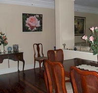 83 on Swan B  B - Accommodation Cairns