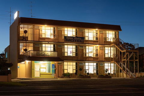 Blue Seas Motel - Accommodation Cairns 3