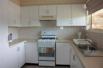 Boulevard Serviced Apartments - Accommodation Cairns 0