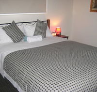 Riverdell Park Accommodation Bed  Breakfast - Accommodation Cairns