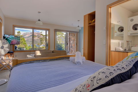 Freycinet Stone Studio 6 - Accommodation Cairns 4