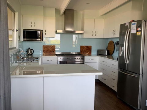 Longbeach House - Accommodation Cairns 1