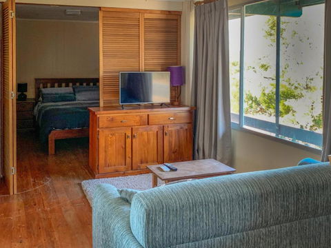 Longbeach House - Accommodation Cairns 3