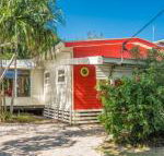 A SWEET ESCAPE Beachcombers Cottage Beachfront - Accommodation Cairns