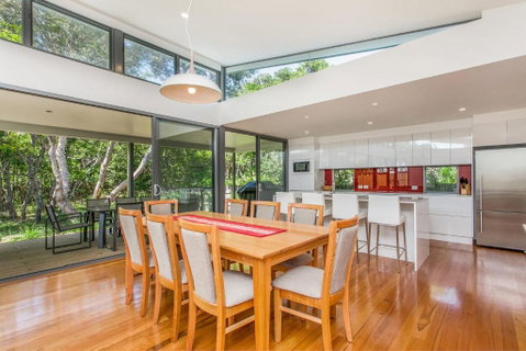 A SWEET ESCAPE Beachfront Tranquility - Accommodation Cairns 4