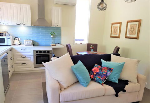 Birch Lane - Accommodation Cairns 6