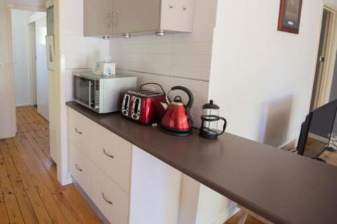 Back Creek In Flora Hill - Accommodation Cairns 6