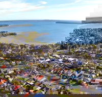 Paradise Bungalow Waterfront - Accommodation Cairns