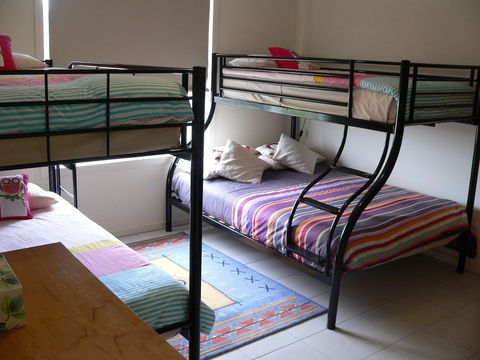 Lantauanan - Accommodation Cairns 6
