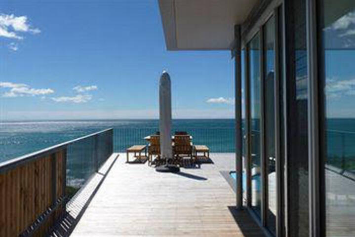 Falmouth TAS Accommodation Cairns