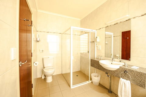 Strath Motel - Accommodation Cairns 6