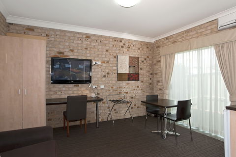 Highlander Motor Inn & Apartments - Accommodation Cairns 5