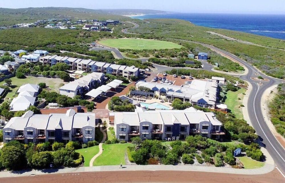 Gnarabup WA Accommodation Cairns