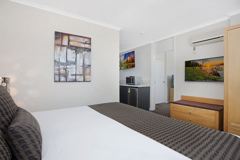Mid City Warrnambool - Accommodation Cairns 5