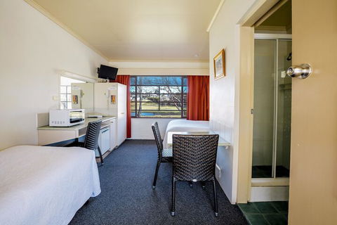 Boulevard Motel - Accommodation Cairns 5