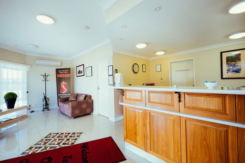 Club Motor Inn - Accommodation Cairns 6