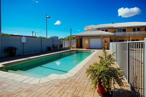 Club Motor Inn - Accommodation Cairns 3