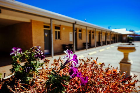 Club Motor Inn - Accommodation Cairns 2