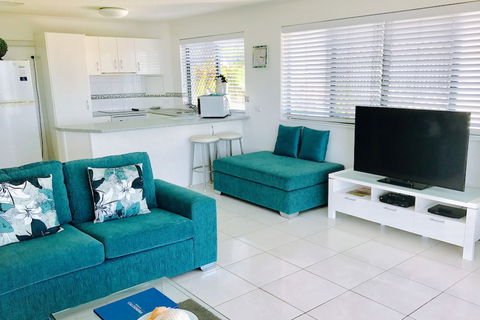 The Waterview - Accommodation Cairns 6