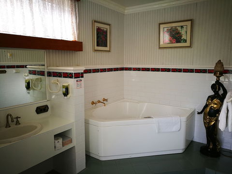 Motel Mayfair On Cavell - Accommodation Cairns 6