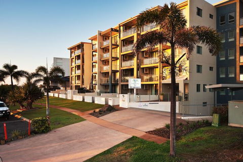 The Point Resort - Accommodation Cairns 1