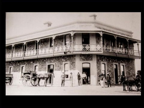 Pampas Motel - Accommodation Cairns 2