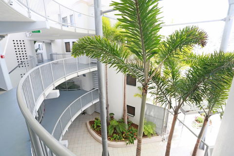 Beach Club Resort - Accommodation Cairns 6