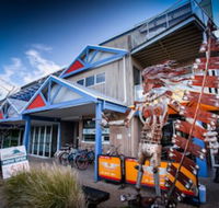 The Island Accommodation - Hostel - Accommodation Cairns