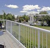 Main Beach Apartments - Accommodation Cairns