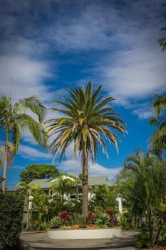 Byron Lakeside Holiday Apartments - Accommodation Cairns 2