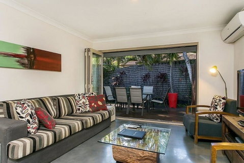 Byron Lakeside Holiday Apartments - Accommodation Cairns 4